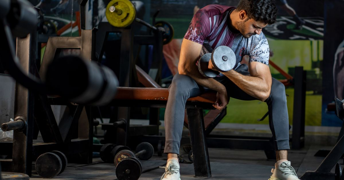 How to Preacher Curl: Form, Muscles Worked and What It Builds