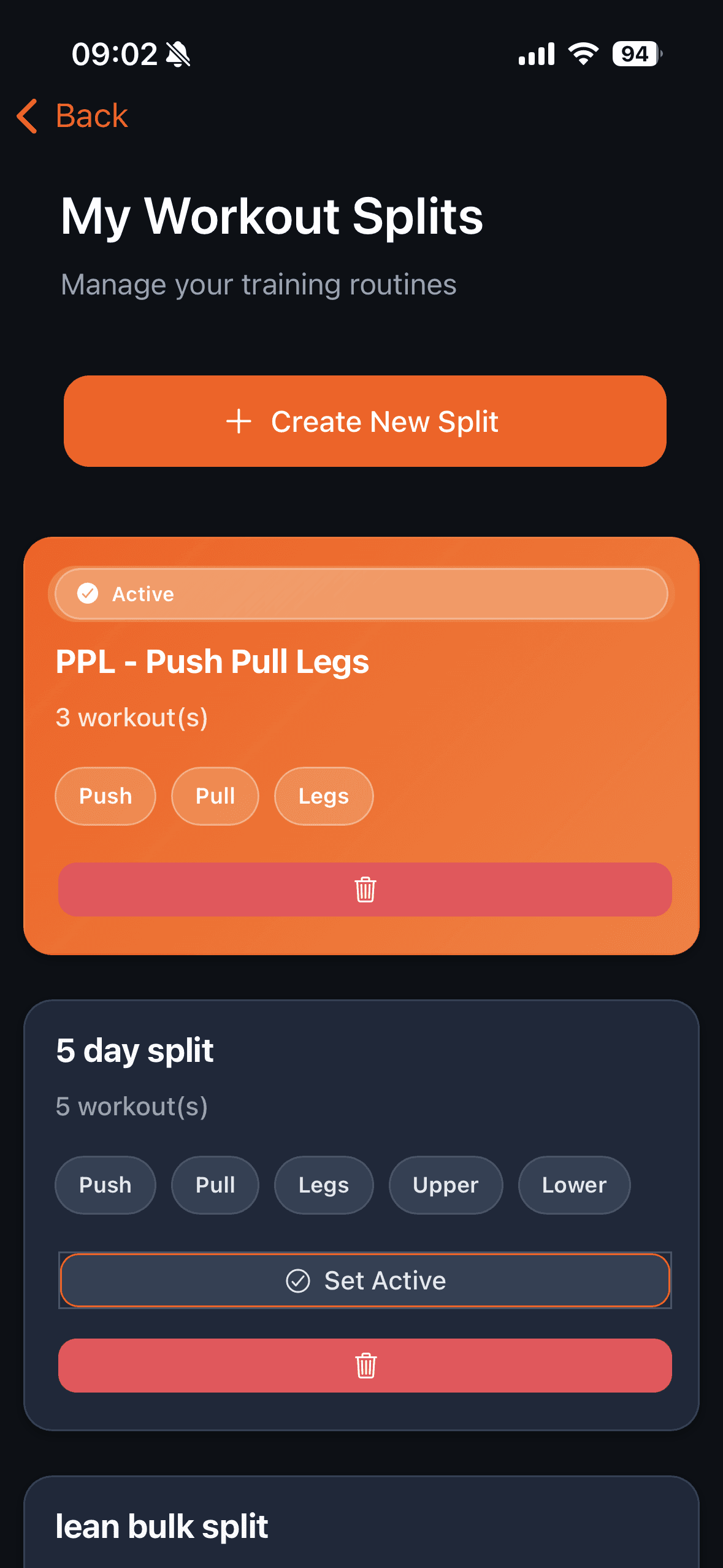 My Workout Splits screen with an active split at the top and a 5 day split below it showing a Set Active button