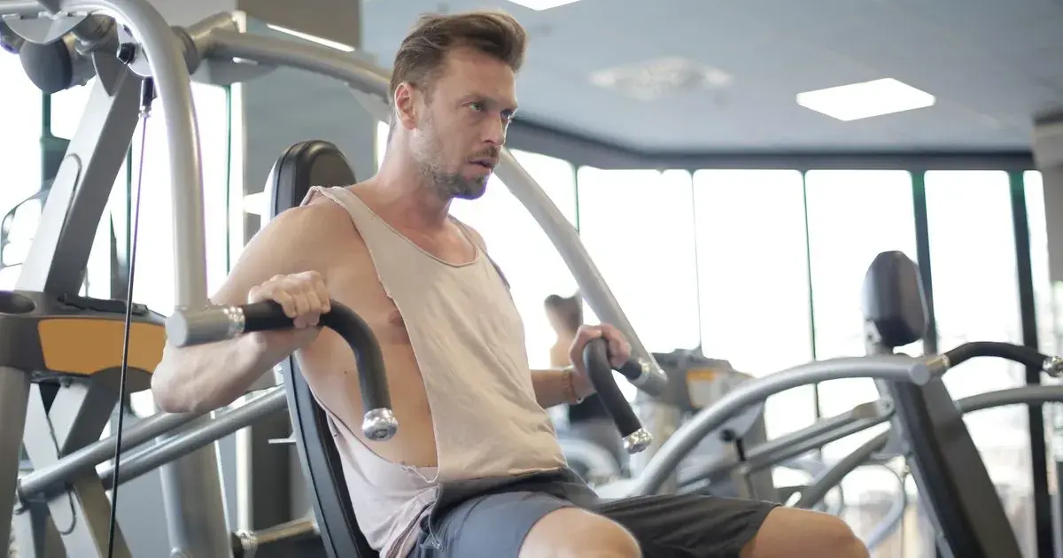 Bro Split vs Push Pull Legs: Which Builds More Muscle?