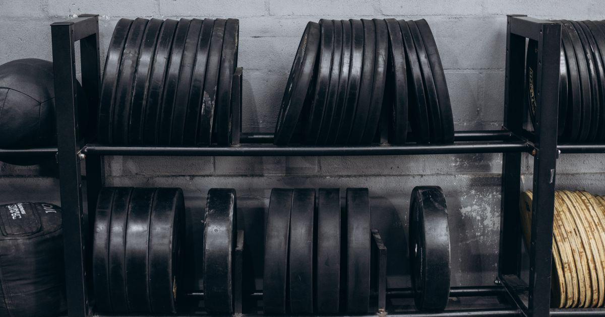 What Is a Drop Set in the Gym? Drop Set Meaning Explained