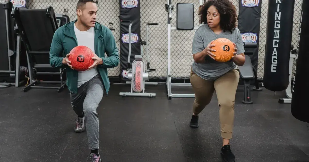 How to Do Lunges