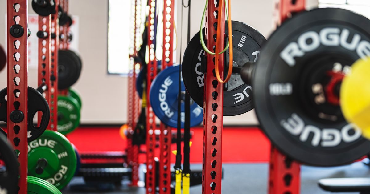 Starting Strength vs StrongLifts 5x5: Which Should You Run?
